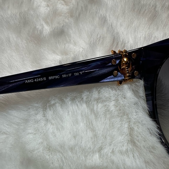Alexander McQueen Stylish Blue sunglasses main image 5